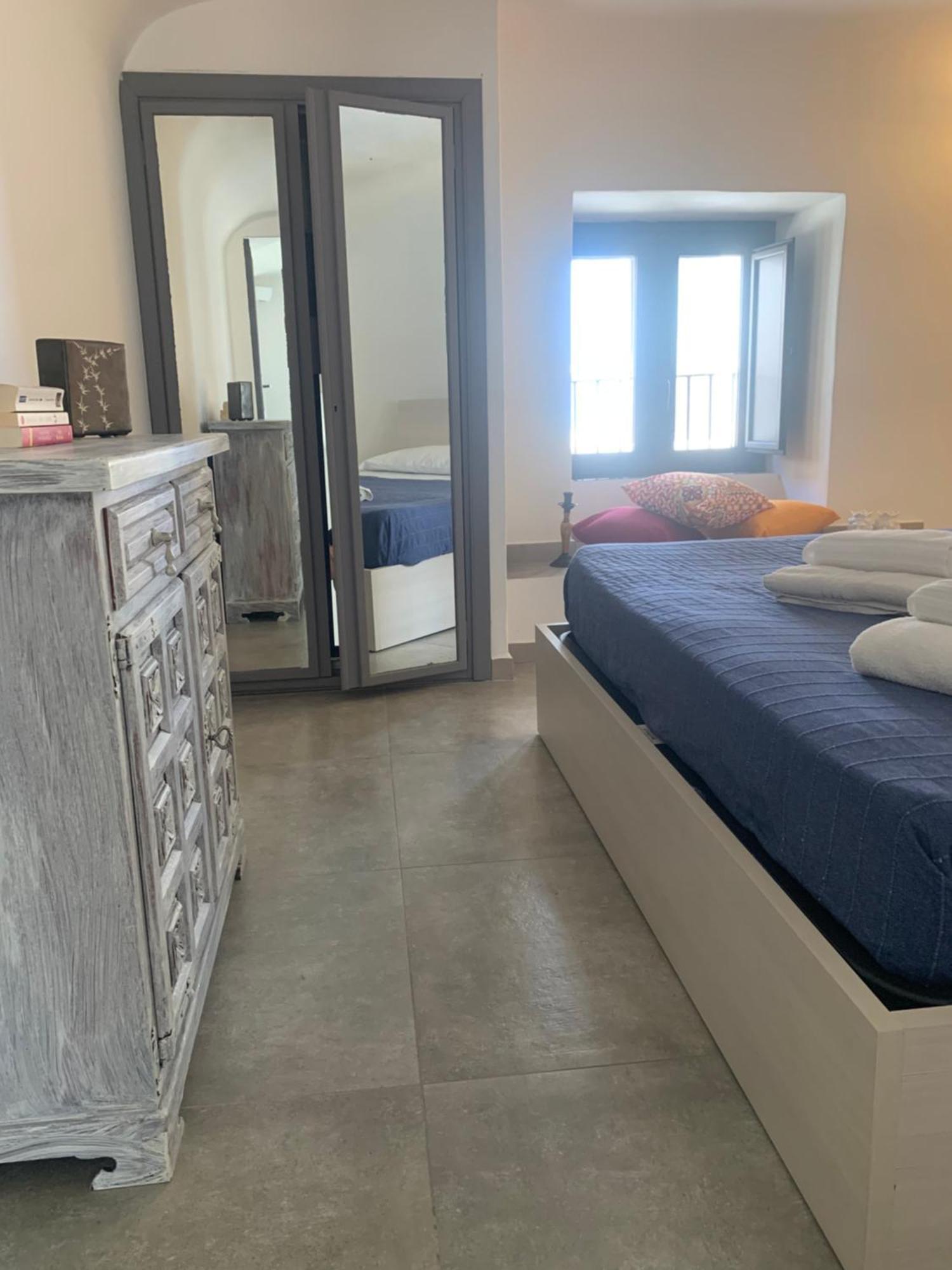 Center Living Apartment Katanya Dış mekan fotoğraf