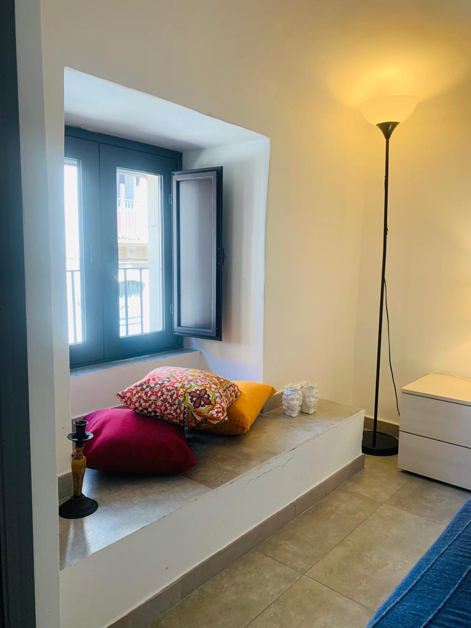 Center Living Apartment Katanya Dış mekan fotoğraf